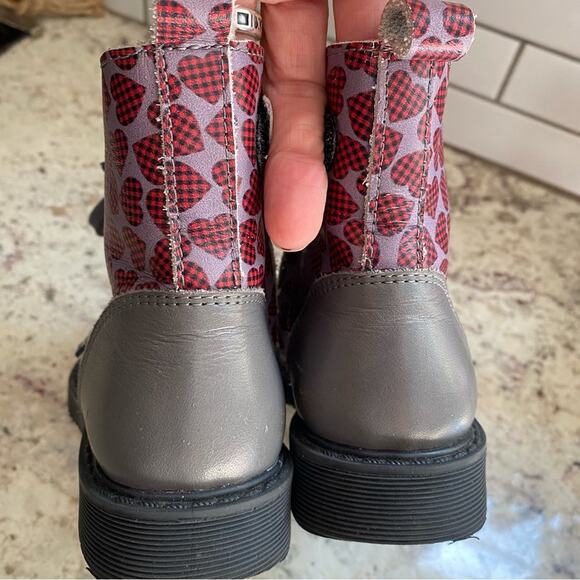 ATLANTA MOCASSIN $149 Kids Gray Heart Boot Portugal EU 27 US 10 Sold Out - Picture 7 of 14